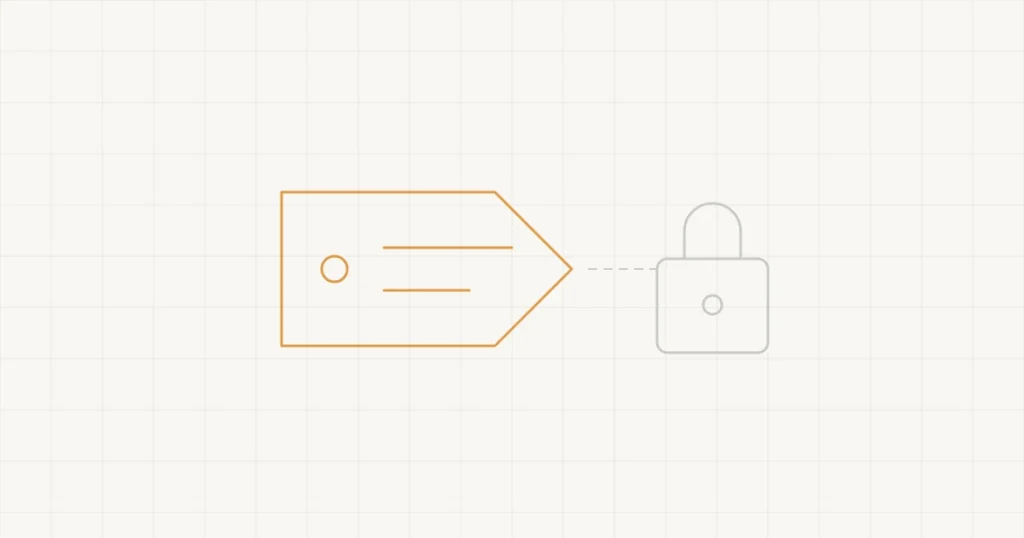 Une étiquette de nom de domaine retenue par un cadenas qui n’est pas le vôtre