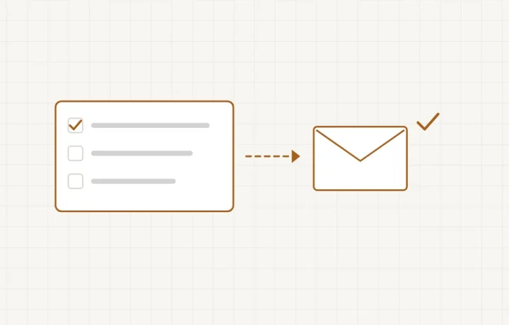 Trois profils de destinataires reliés à une newsletter par des flèches différentes, l’une pleine, une autre en pointillé